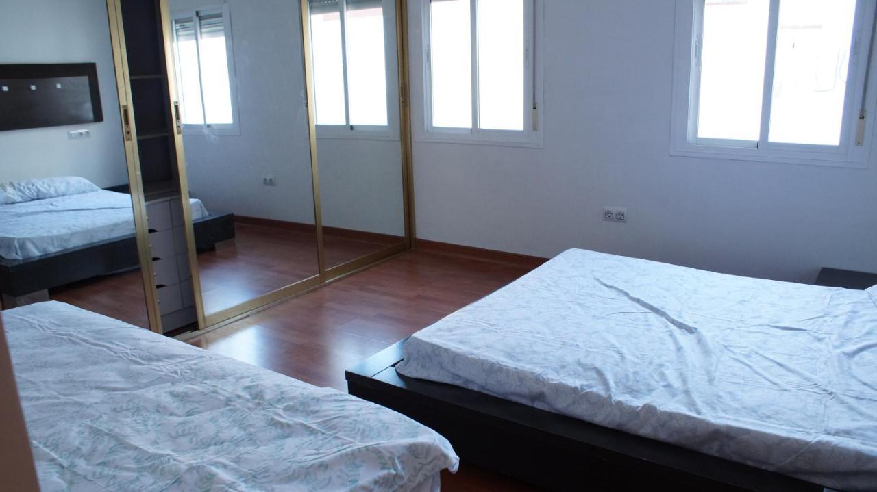 Piso En El Tardon Apartment Seville Exterior photo